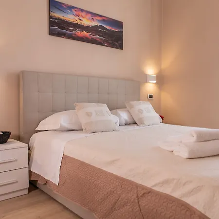 Le Di Teo 2 La Spezia