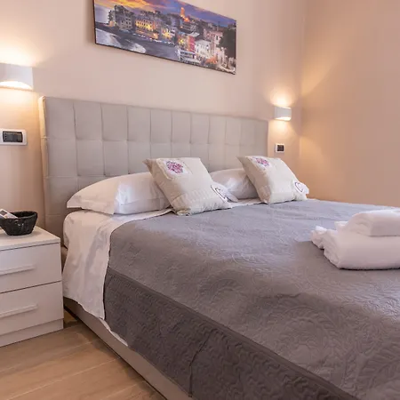 بيت ضيافة Le Di Teo 2 لا سبيتسْيا